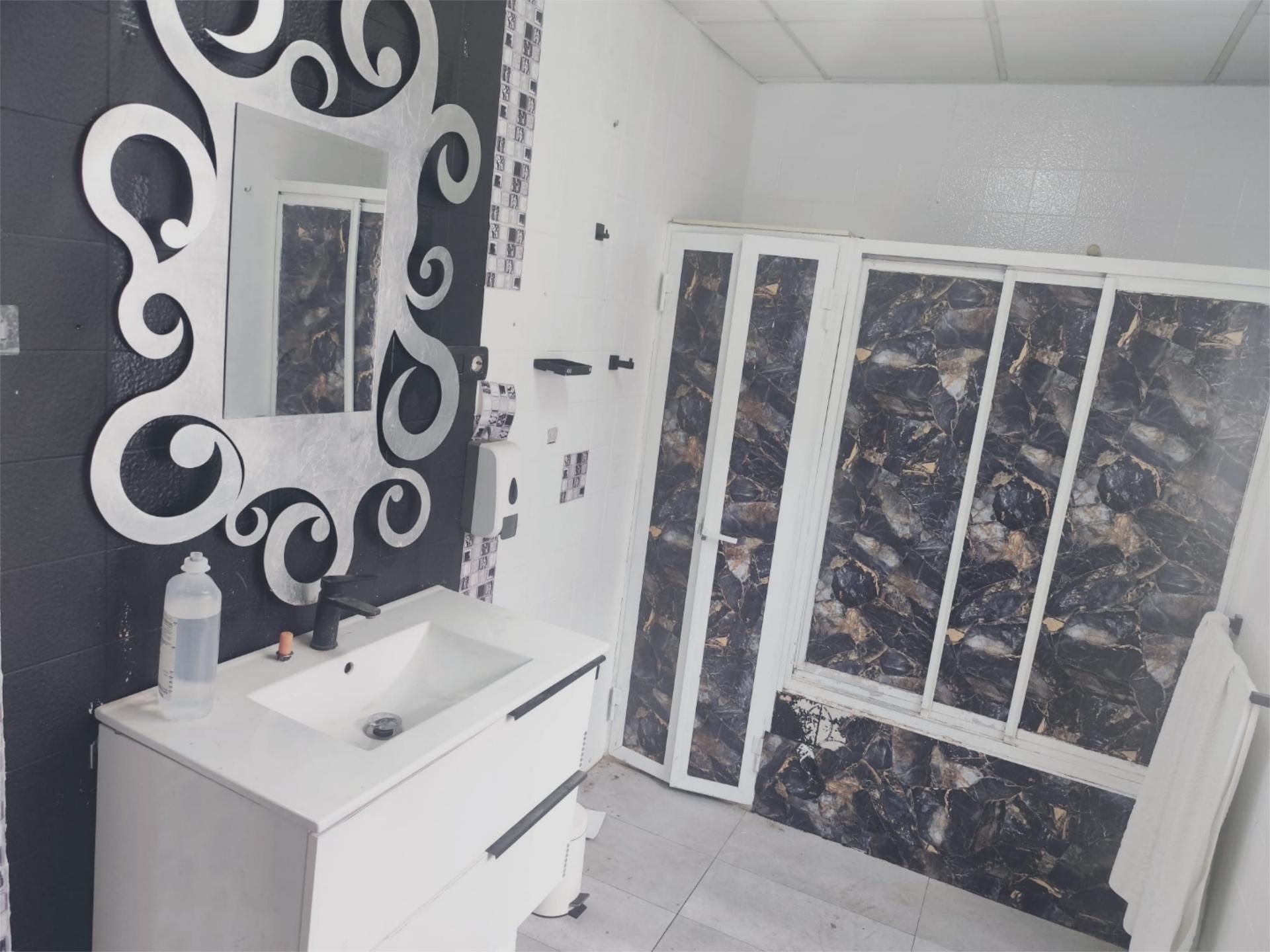 Bany de Casa o xalet en venda en Málaga Capital amb Aire condicionat, Calefacció i Terrassa