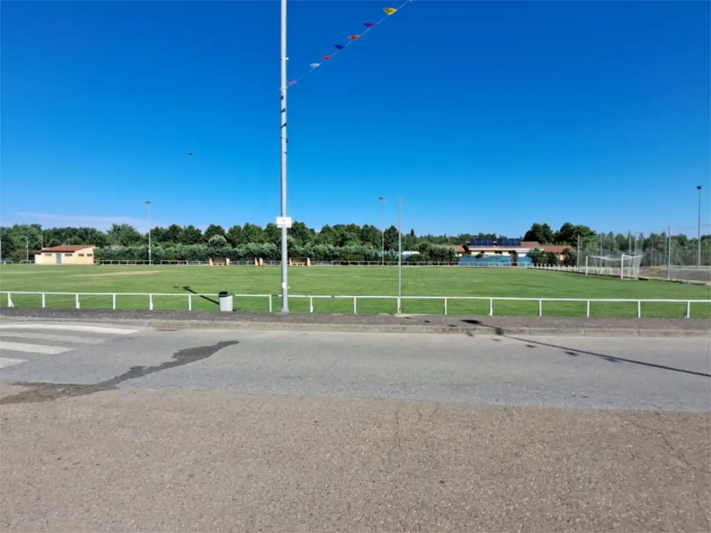 Pis en venda a Avenida Polideportivo, 9, Santa Marina del Rey Aparcament de Pis en venda en Santa Marina del Rey