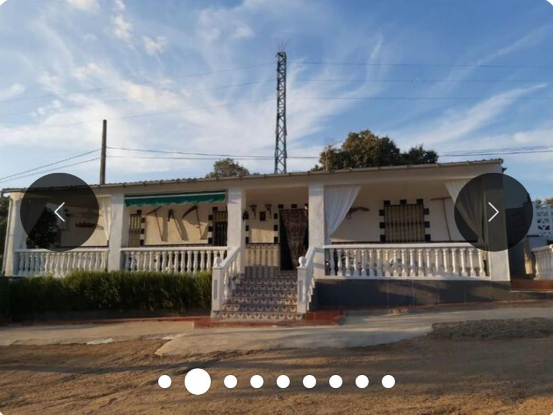 Vista exterior de Finca rústica en venda en Torreorgaz amb Piscina