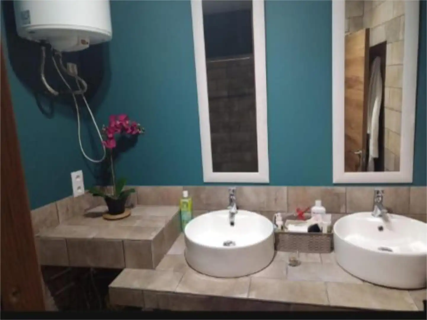 Baño de Casa adosada en venta en Mairena del Alcor con Aire acondicionado, Calefacción y Terraza