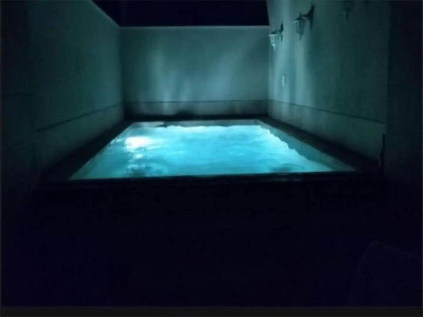 Piscina de Casa adosada en venta en Mairena del Alcor con Aire acondicionado, Calefacción y Terraza