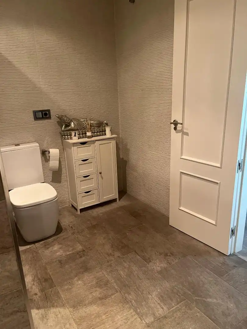 Flat for sale in Calle Armas de Santiago, 15, Santiago - Coronación Bathroom of Flat for sale in Jerez de la Frontera with Air Conditioner, Heating and Parquet flooring