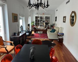 Sala d'estar de Pis en venda en  Madrid Capital amb Aire condicionat