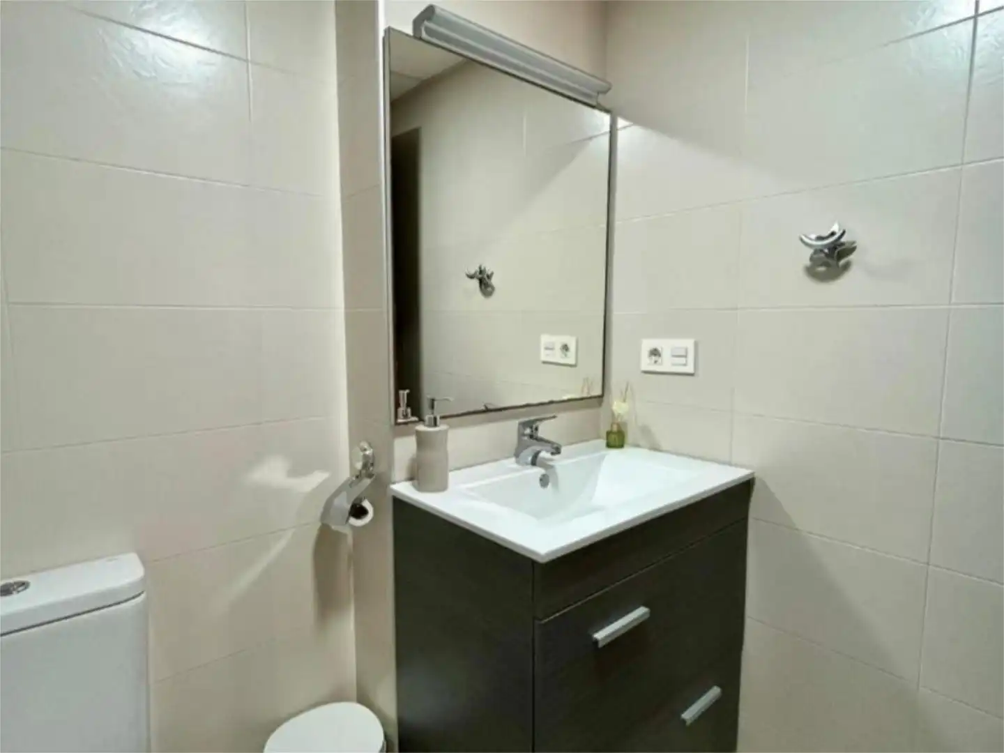Bathroom of Flat for sale in Melilla  with Air Conditioner, Heating and Terrace