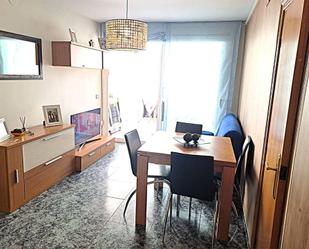 Sala d'estar de Pis en venda en Cubelles amb Balcó