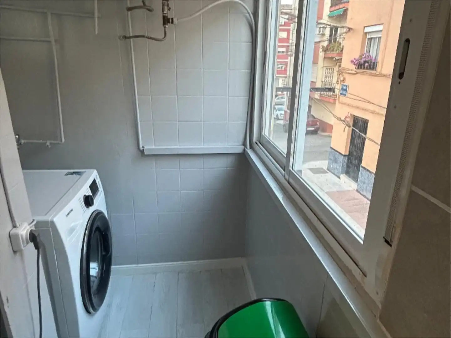 Room in Calle del Río Guadalén, 3, Linarejos Bedroom of Flat for share in Linares with Air Conditioner, Terrace and Furnished