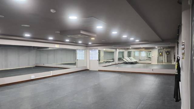 Local comercial en Alquiler en Lugar Urbanizacion San Eugenio, 20D en San Eugenio Bajo