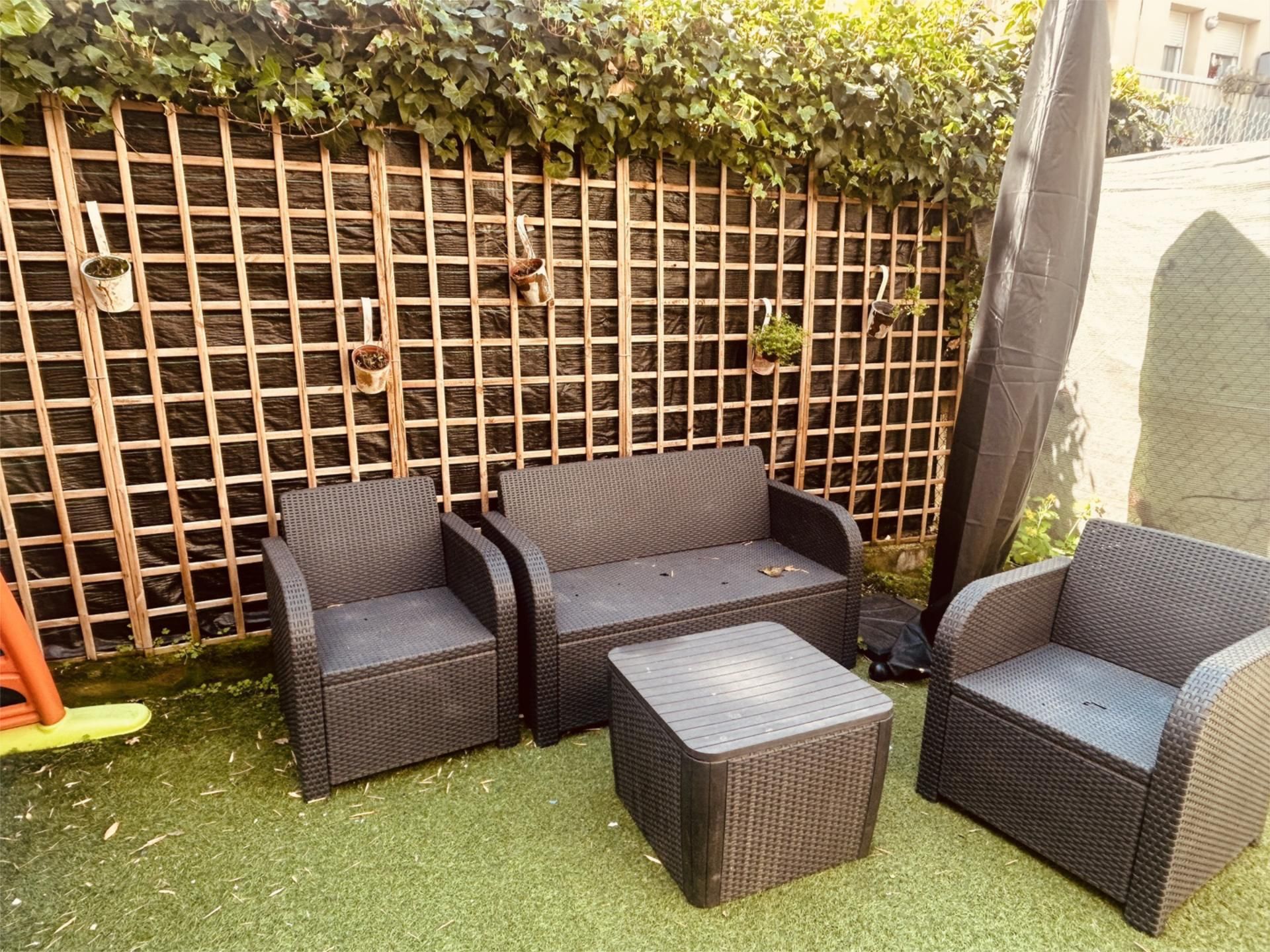 Terrace of Single-family semi-detached for sale in Vic  with Air Conditioner, Private garden and Parquet flooring