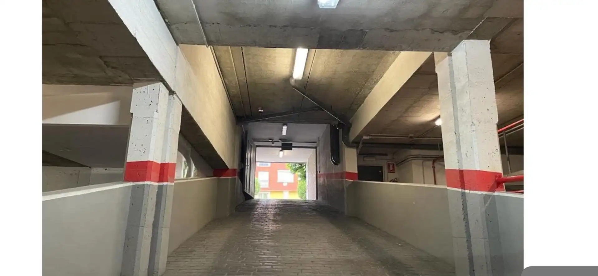 Garage for rent in Calle Murcia, 5, Flores de Sil - La Placa Garage for rent in Ponferrada
