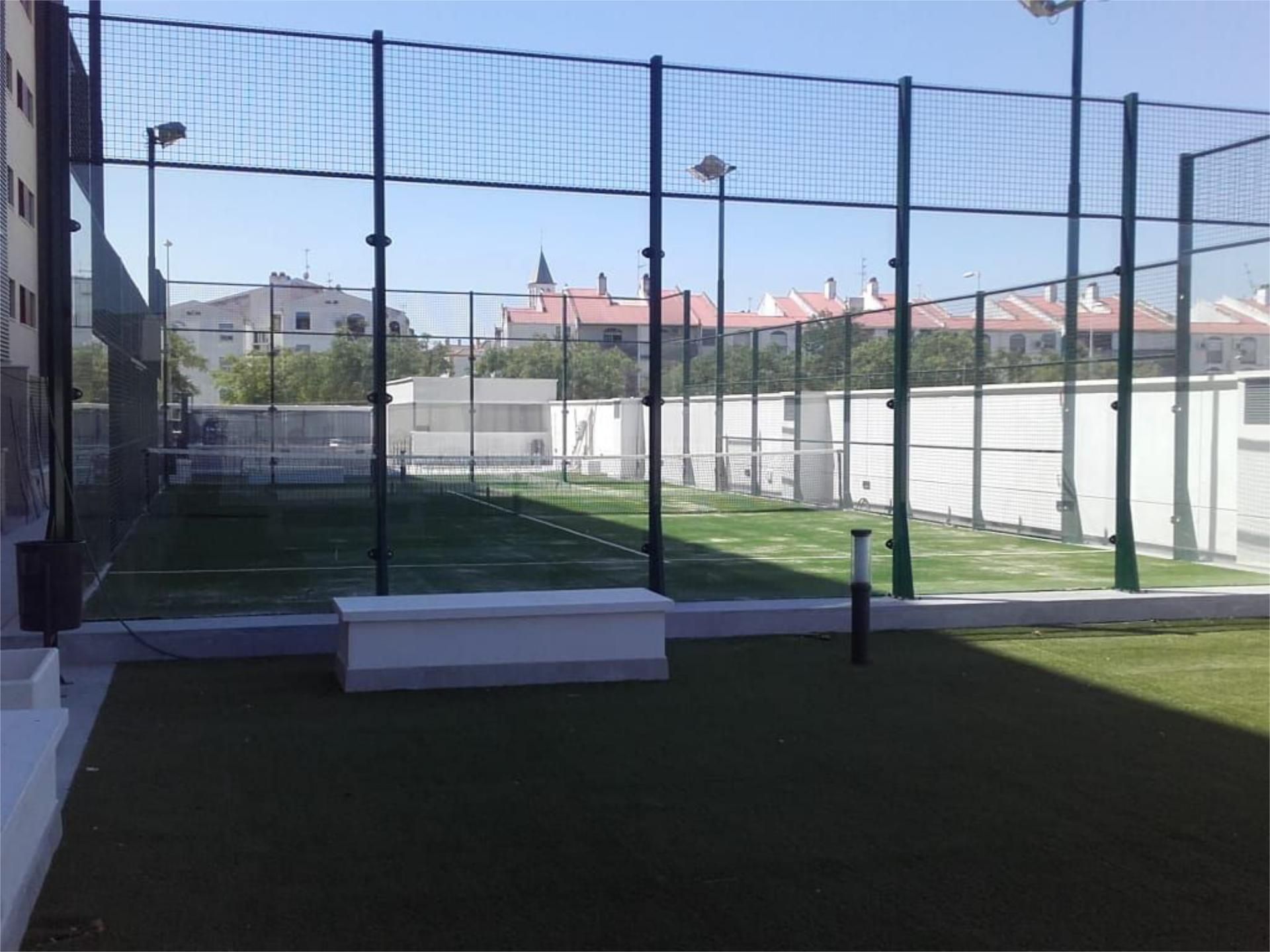 Flat to rent in Calle Diputado Ignacio Gallego, 2, Poniente-Norte - Miralbaida - Parque Azahara