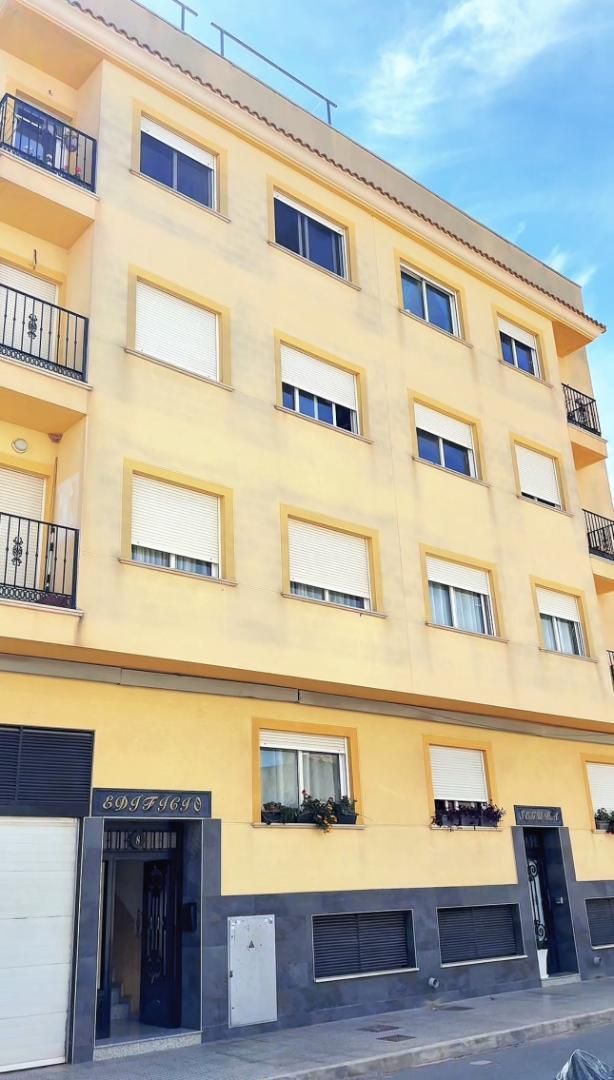 Exterior view of Flat for sale in Formentera del Segura  with Storage room, Oven and Washing machine