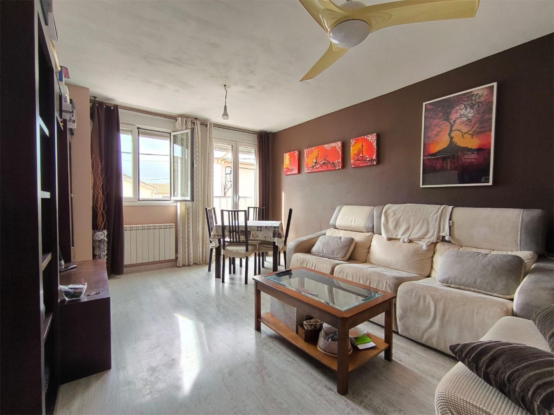 Living room of Flat for sale in Renedo de Esgueva  with Heating, Parquet flooring and Balcony