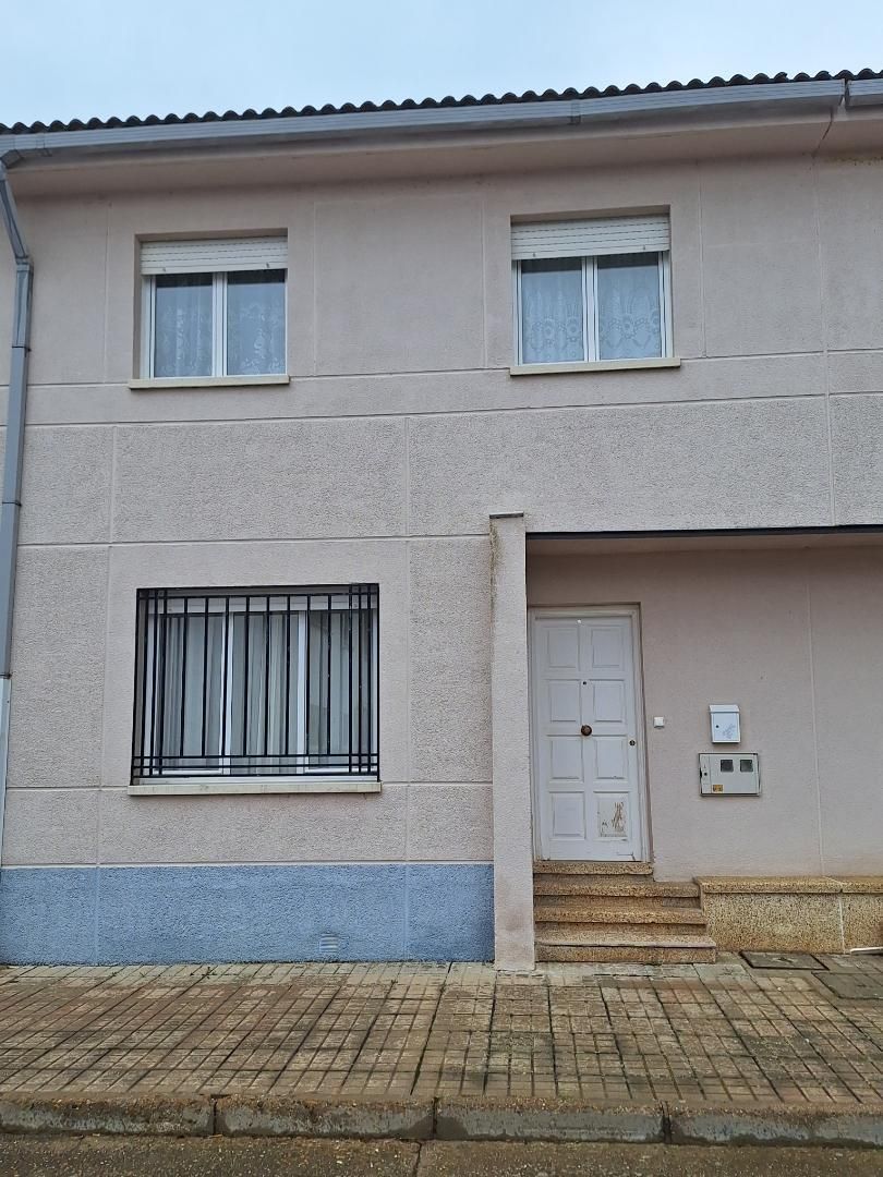 Exterior view of Single-family semi-detached for sale in Villoldo