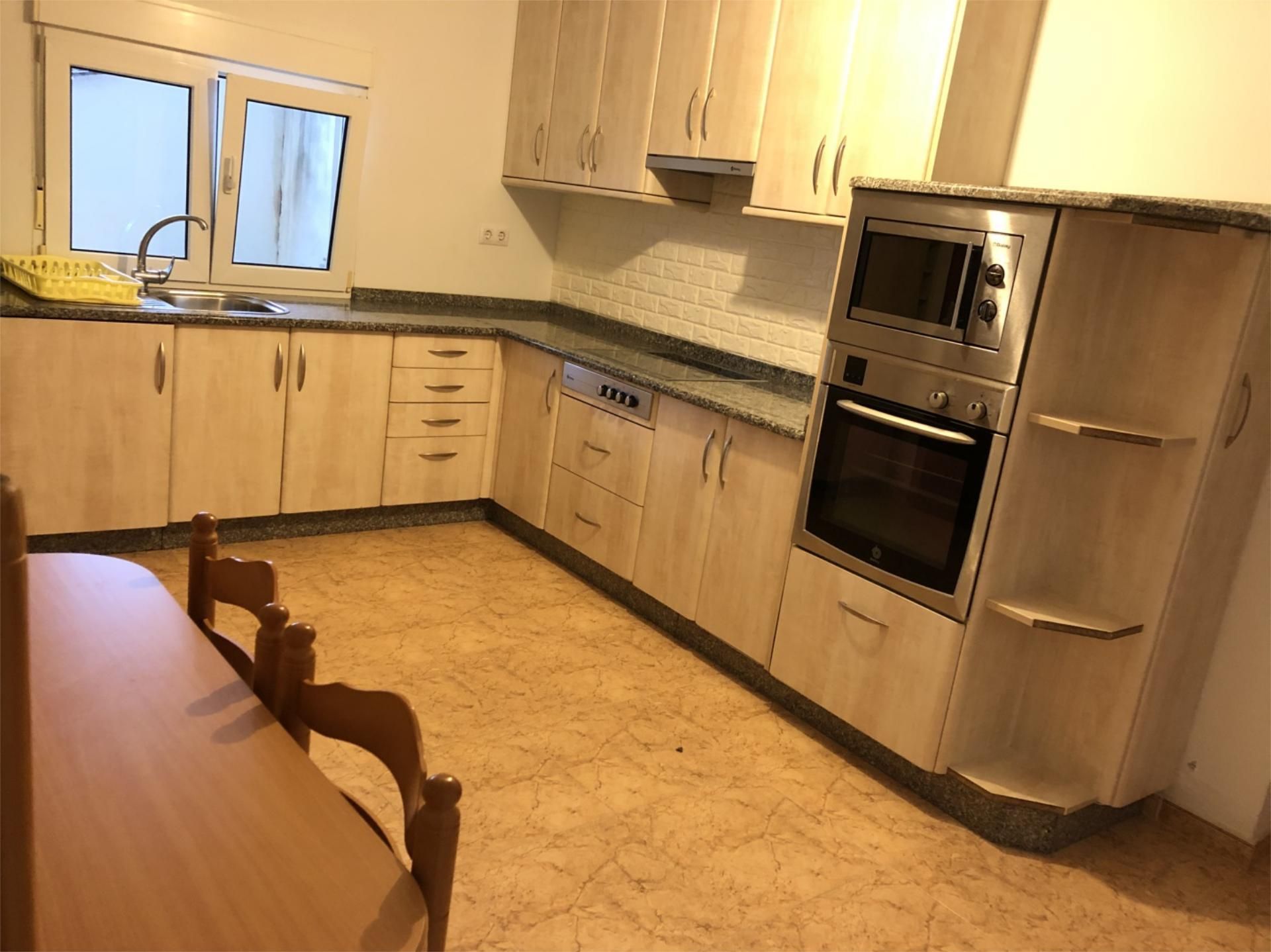 Kitchen of Flat to rent in Vilalba  with Heating, Parquet flooring and Furnished