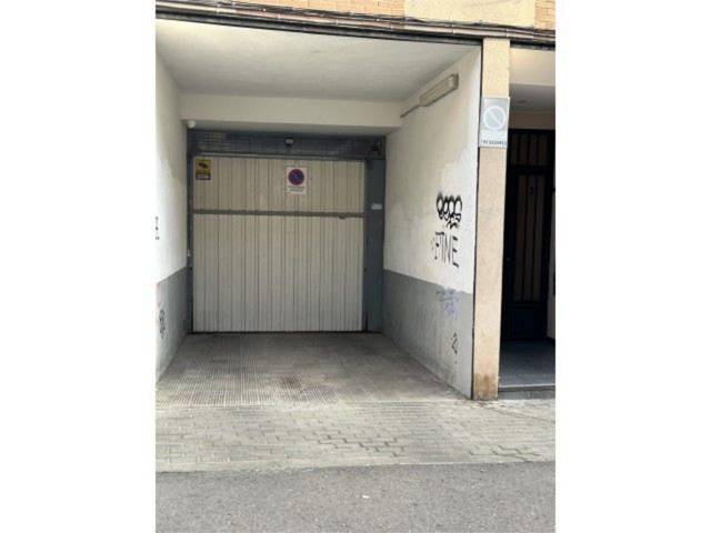 Garaje en Venta en Calle Canteras de Tilly, 3 en Casco histórico de Vicálvaro