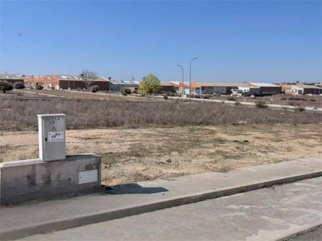 Terreno en Venta en Autovía de Toledo, 32 en Estación - Cruz Roja