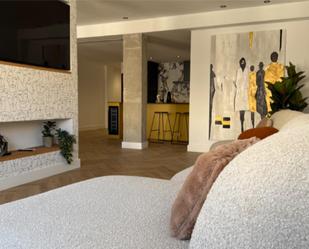 Living room of Flat for sale in Gandia  with Air Conditioner, Heating and Parquet flooring