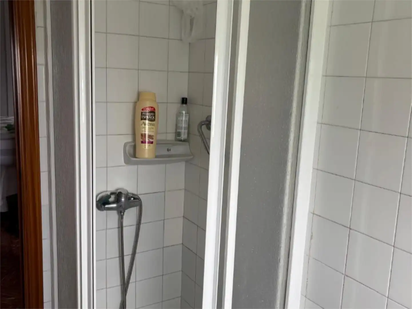 Piso en venta en Avenida Areeiros, 165, Valdoviño Baño de Piso en venta en Valdoviño con Calefacción y Amueblado