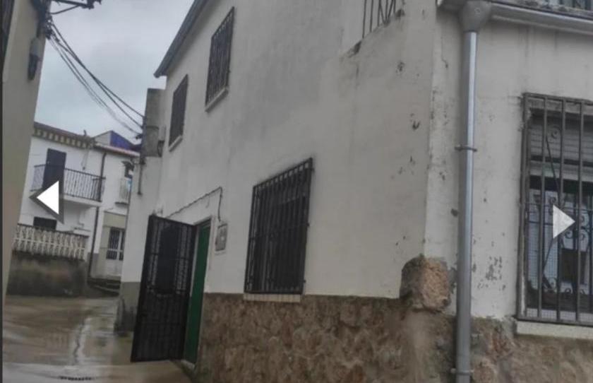 Single-family semi-detached for sale in Calle Torres, 2, Oliva de Plasencia, Cáceres - image 1 Photo 1 of Single-family semi-detached for sale in Calle Torres, 2, Oliva de Plasencia, Cáceres