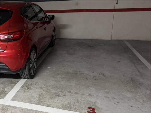 Garaje en Alquiler en Avinguda de las Palmas, 61 en Teulada