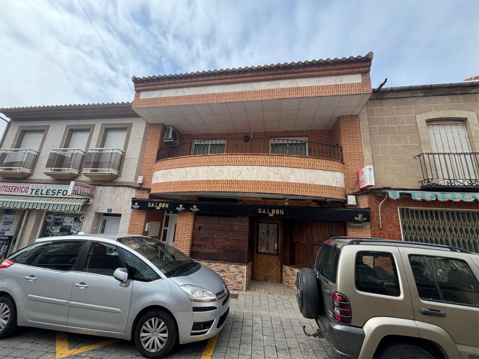 Exterior view of Flat for sale in Piedrabuena  with Air Conditioner, Heating and Parquet flooring