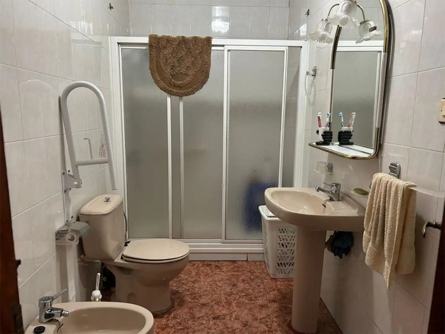 Detached homes for sale in Calle Cantón, 7, Ahigal Bathroom of Detached homes for sale in Ahigal with Terrace and Balcony