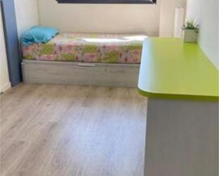 Bedroom of Flat to share in  Valencia Capital  with Terrace, Swimming Pool and Furnished
