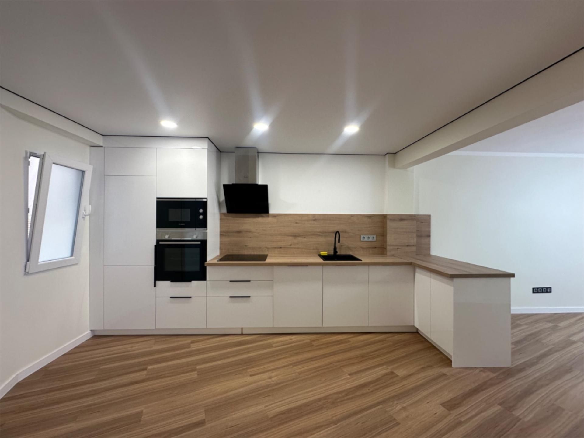 Kitchen of Flat for sale in Alicante / Alacant  with Air Conditioner