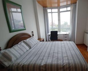 Bedroom of Flat to share in Vigo   with Heating, Parquet flooring and Terrace