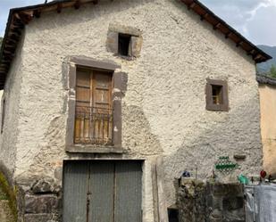 Vista exterior de Pis en venda en Cangas del Narcea