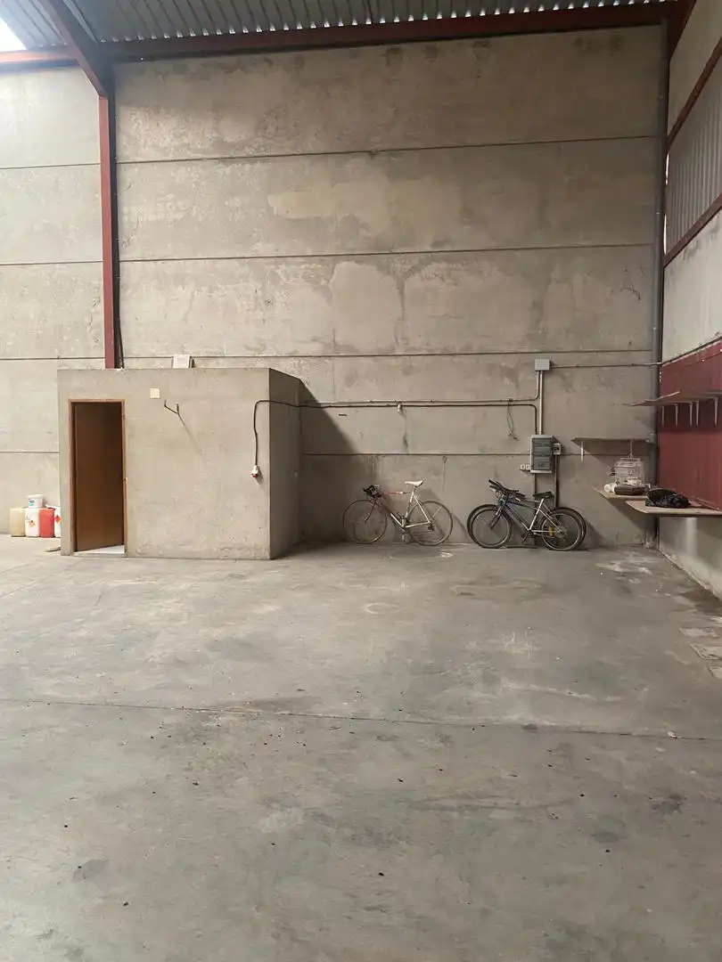 Aparcament de Nau industrial de lloguer en Hinojosa del Duque