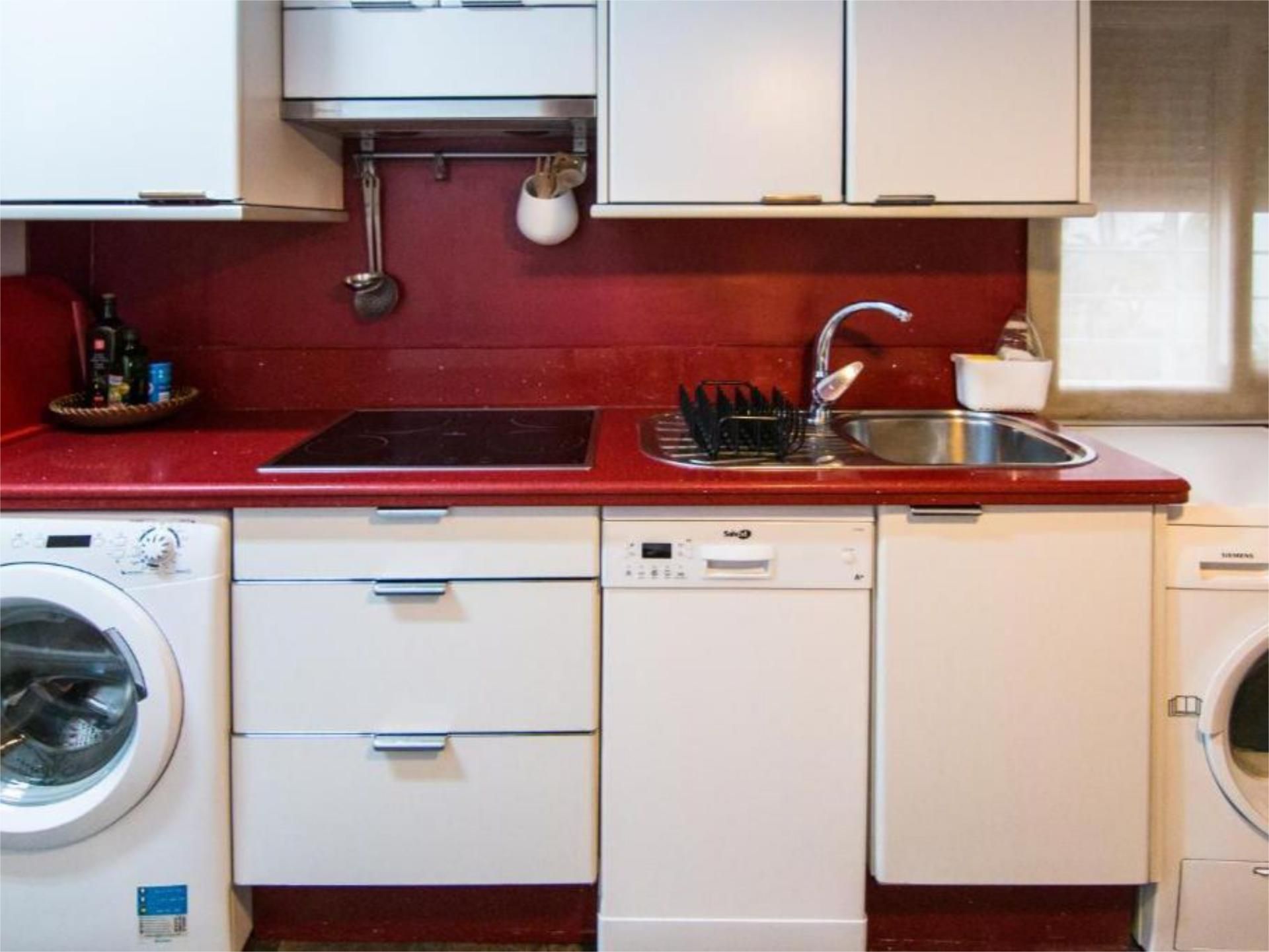 Kitchen of Apartment to rent in  Sevilla Capital  with Air Conditioner and Balcony