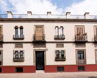 Exterior view of Flat for sale in  Sevilla Capital  with Air Conditioner, Parquet flooring and Terrace