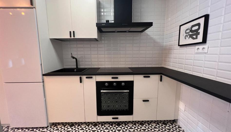 Photo 1 of Flat for sale in Rúa Eduardo Pondal, 33, Vilagarcía, Pontevedra