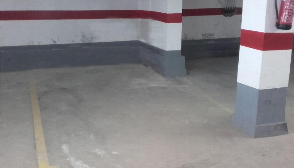 Photo 1 of Garage to rent in Carrer Narcís Monturiol, 32, Marítim, Barcelona