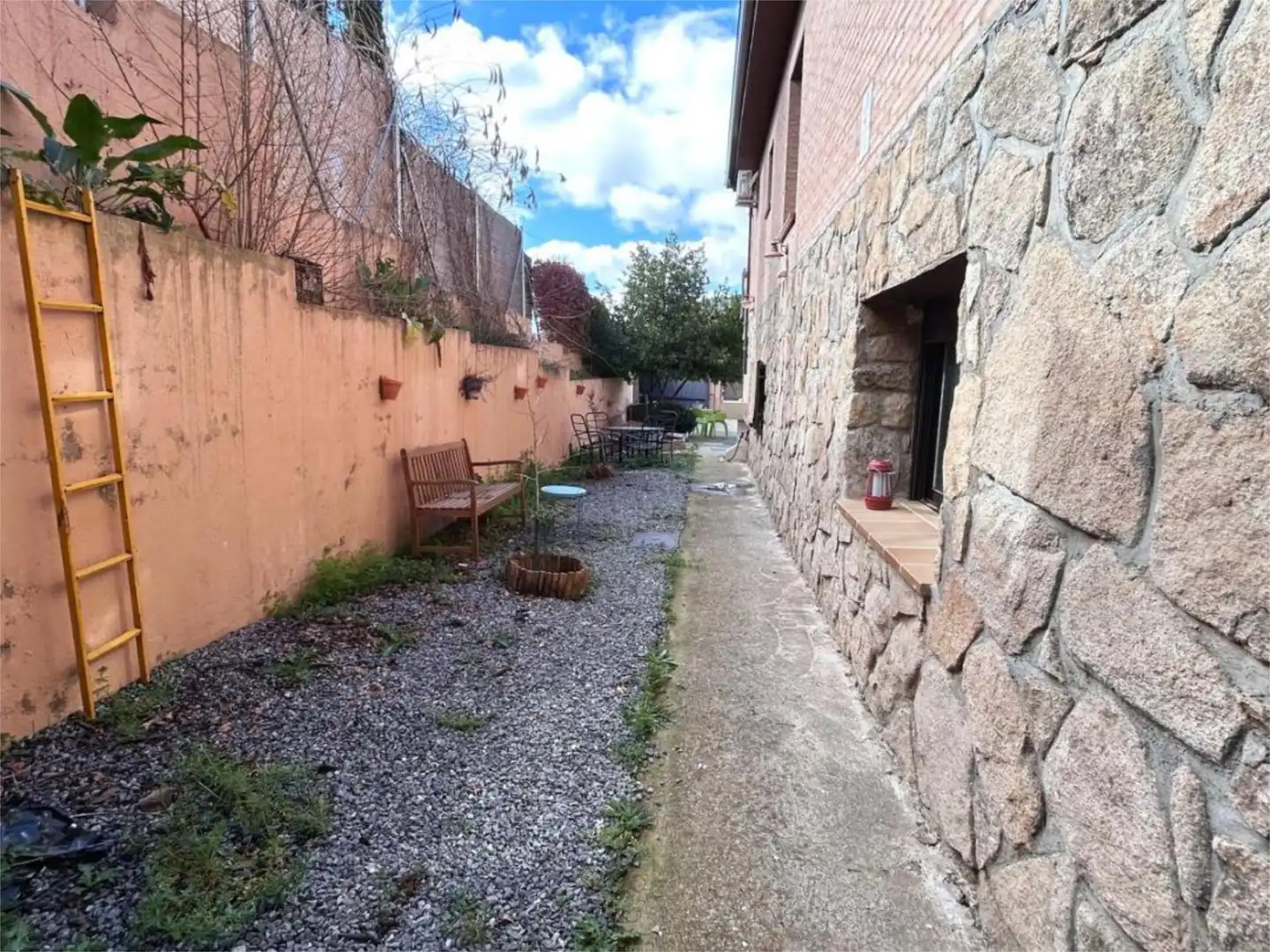 Wohnung zum Verkauf in Calle Pradera Redonda, 2, Valdemaqueda Außenansicht von Wohnung zum Verkauf in Valdemaqueda mit Klimaanlage, Heizung und Privatgarten