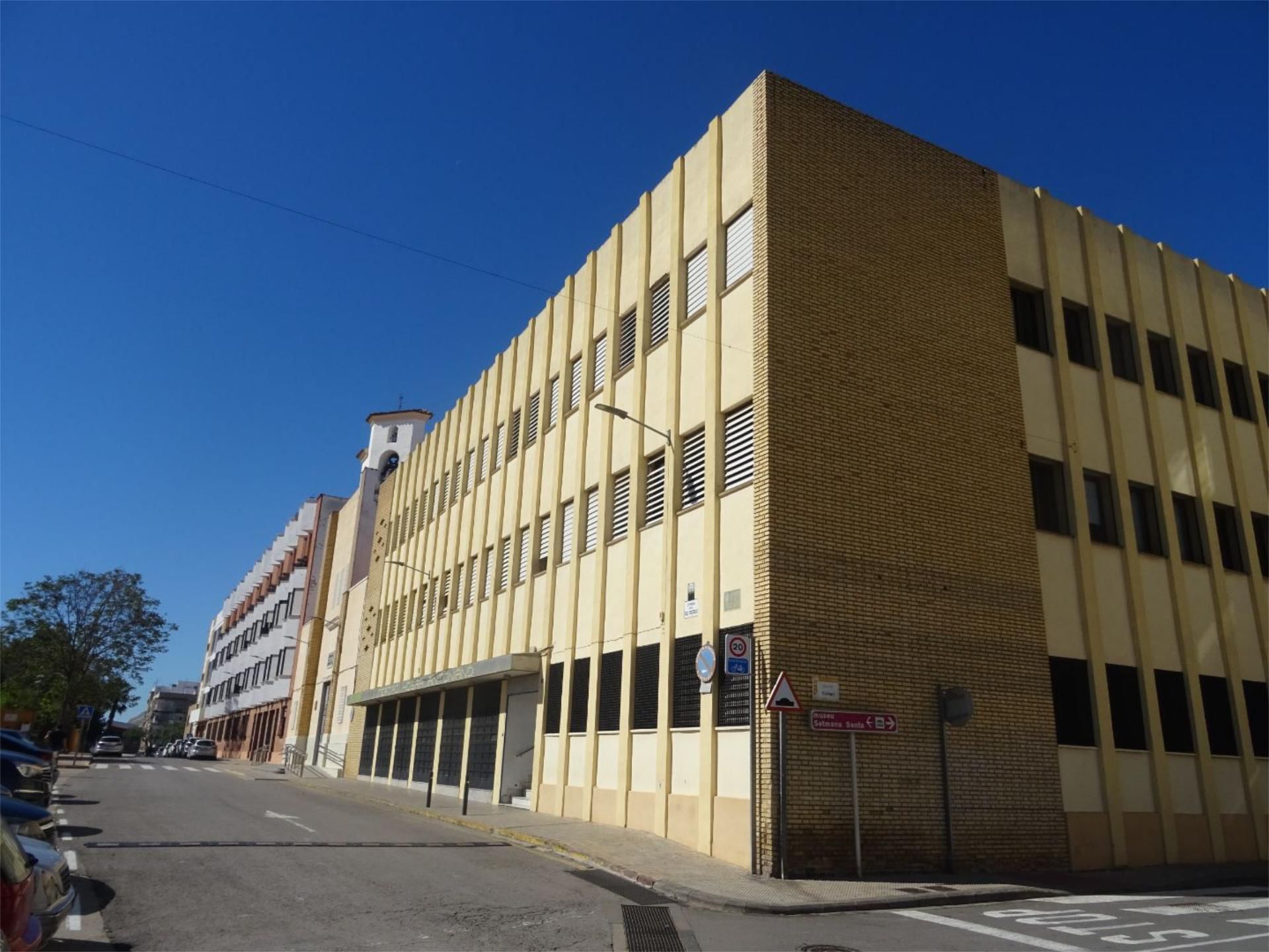Exterior view of Flat for sale in Torrent  with Air Conditioner
