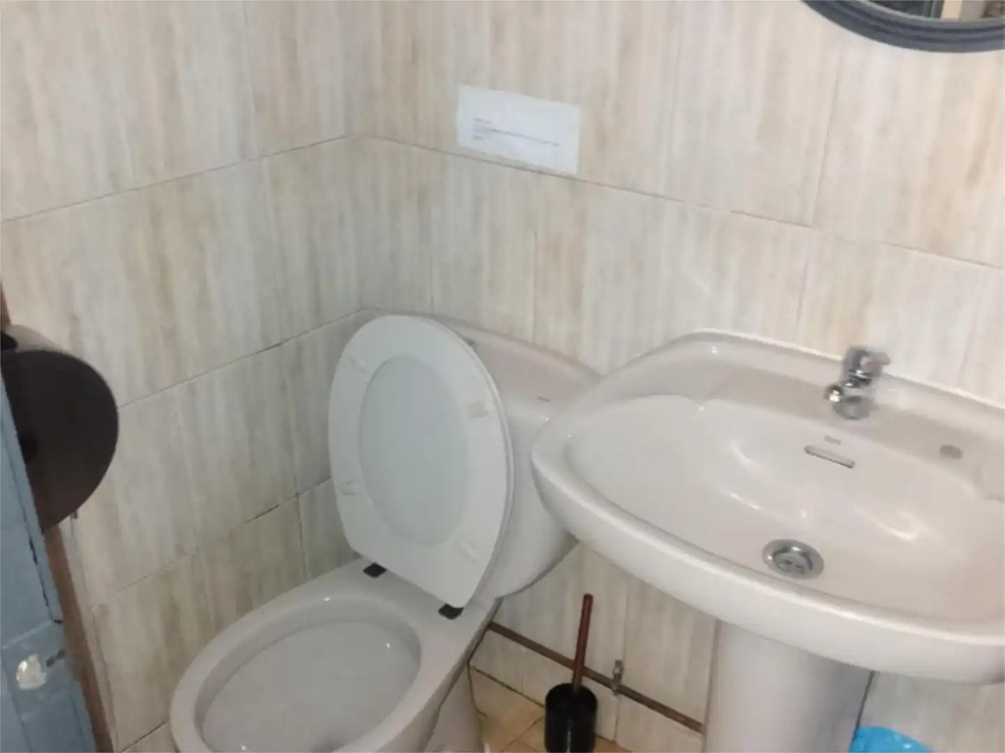 Local en venta en Carrer de Galileu, 60, Sants Baño de Local en venta en Barcelona con Aire acondicionado, Calefacción y Parquet