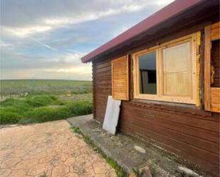 Vista exterior de Casa o xalet en venda en Novés amb Jardí privat i Piscina