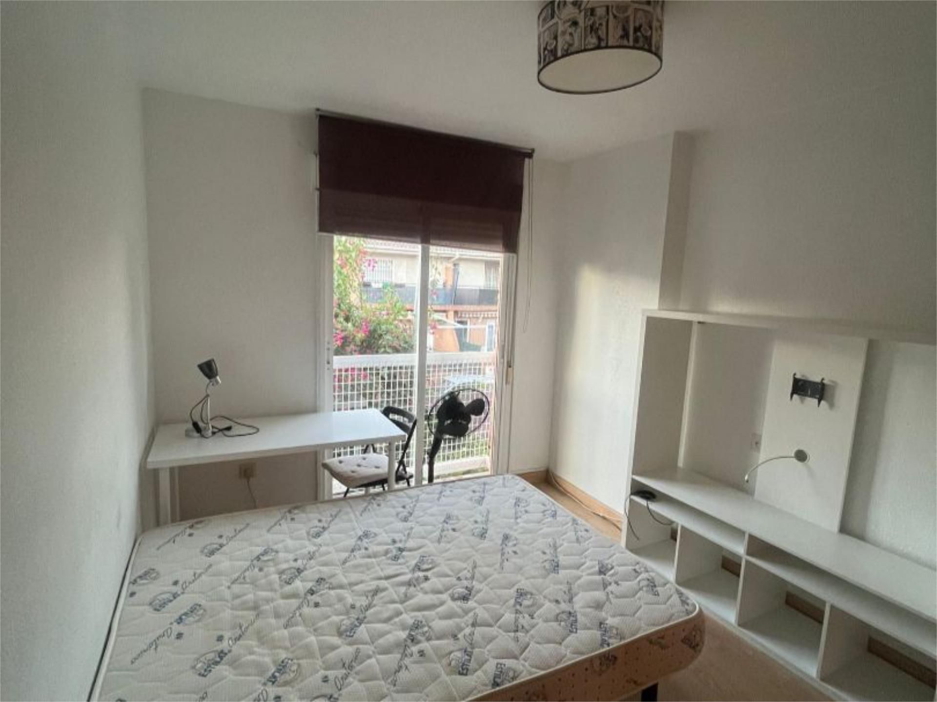 Bedroom of Flat to share in  Murcia Capital  with Air Conditioner, Heating and Parquet flooring