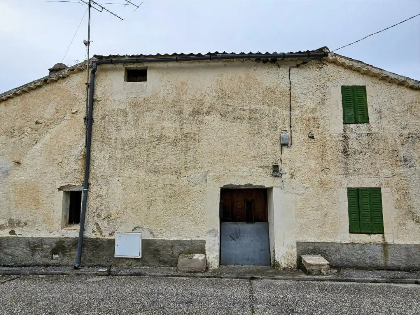 Casa adosada en venda a Calle San Roque, 5, Santo Tomé del Puerto Vista exterior de Casa adosada en venda en Santo Tomé del Puerto amb Jardí privat