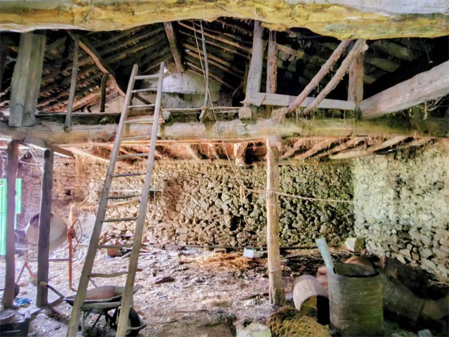 Casa adosada en venda a Calle San Roque, 5, Santo Tomé del Puerto Casa adosada en venda en Santo Tomé del Puerto amb Jardí privat