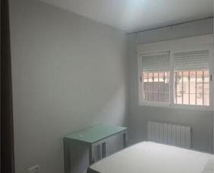 Dormitori de Pis de lloguer en Armilla amb Calefacció, Terrassa i Traster