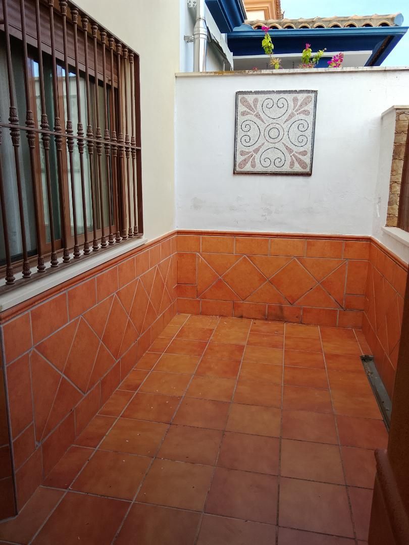 Flat for sale in La Victoria  with Air Conditioner and Balcony