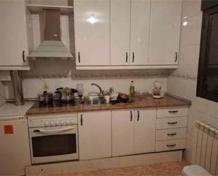 Cuina de Pis en venda en Cantalejo amb Calefacció i Moblat