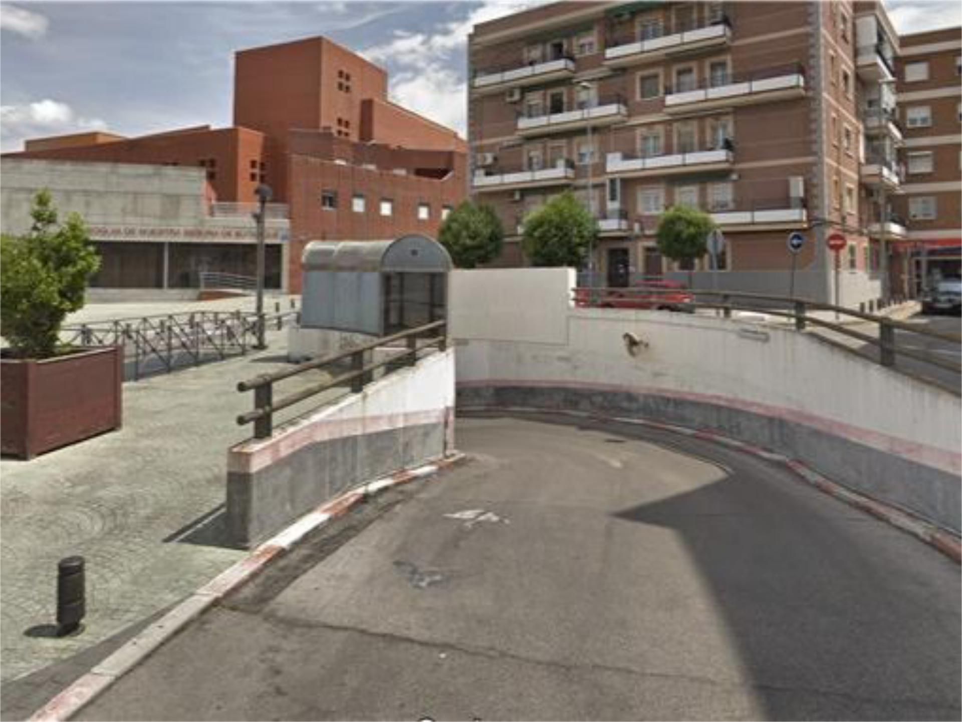 Exterior view of Garage for sale in Leganés