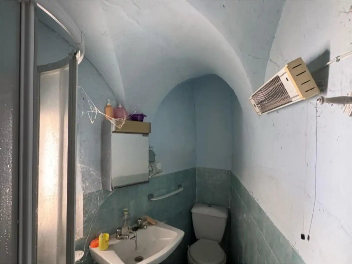 Bathroom of Flat for sale in Alcollarín  with Air Conditioner, Storage room and Furnished