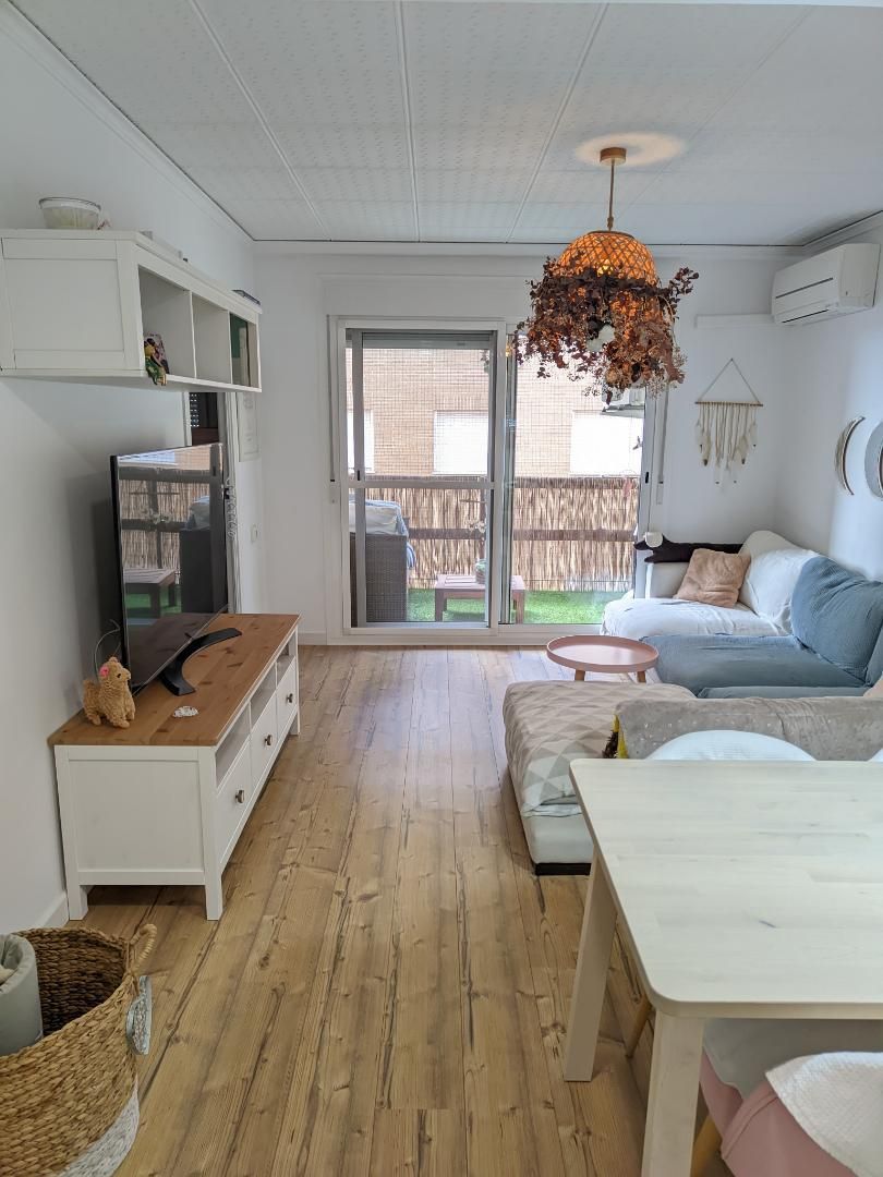 Flat for sale in Carrer Cronista Traver, 40, Avenida Alemania-Italia Bedroom of Flat for sale in Vila-real with Air Conditioner and Balcony