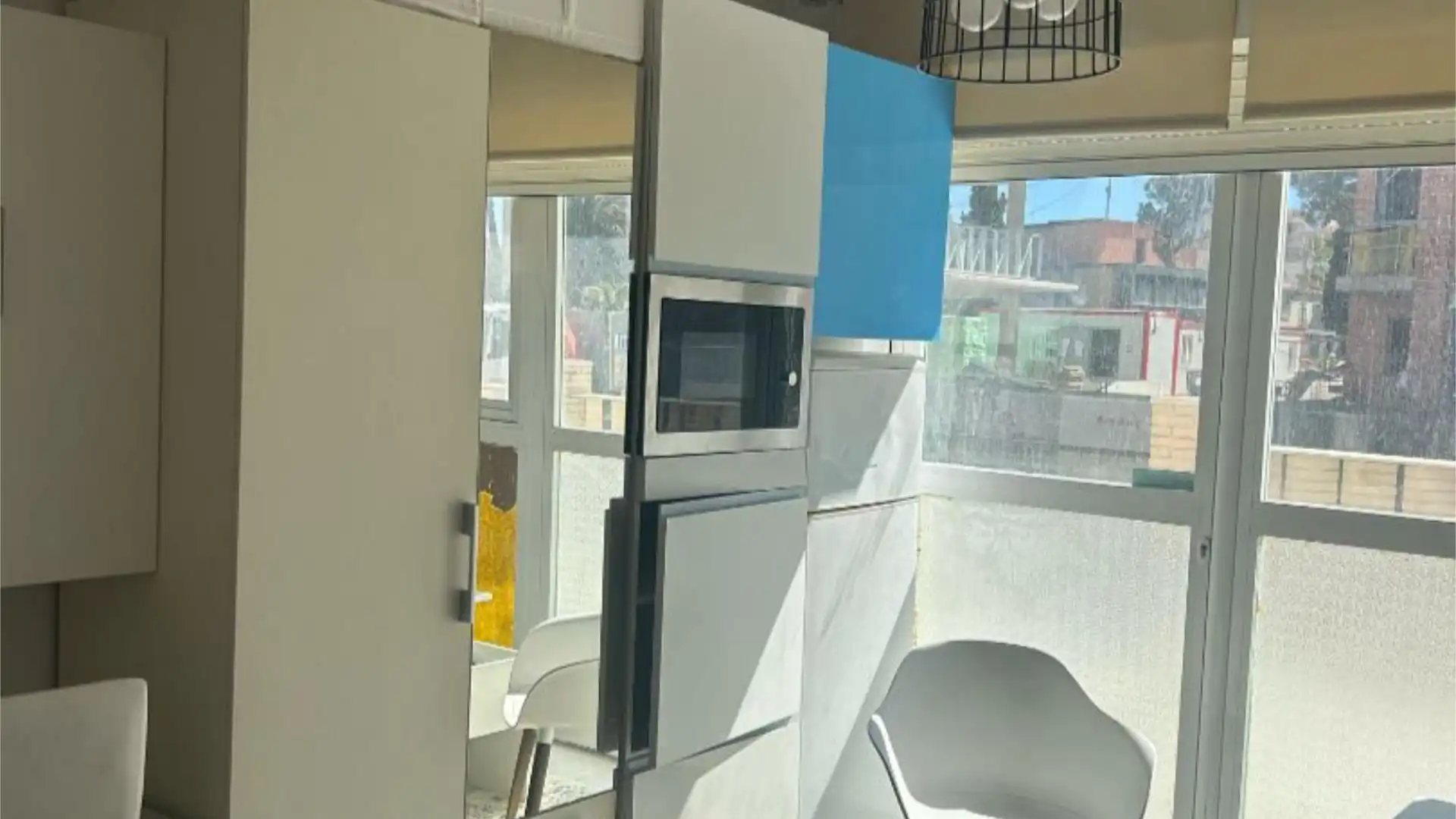 Room in Avenida Joaquín Arias, 1, PAU 5