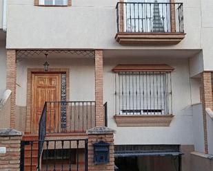 Exterior view of Single-family semi-detached for sale in Illora  with Air Conditioner, Terrace and Balcony